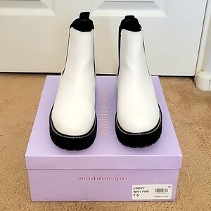 Madden Girl Chelsea Boots